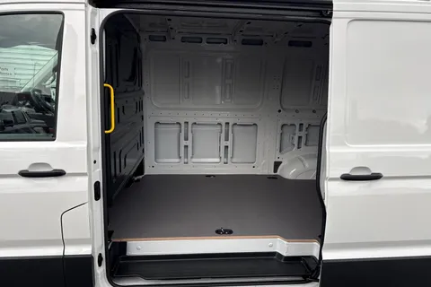 BK75TJX Volkswagen Crafter 2.0 TDI 163PS HDE Commerce Plus Low Roof Van Auto + Towpack Thumbnail #49