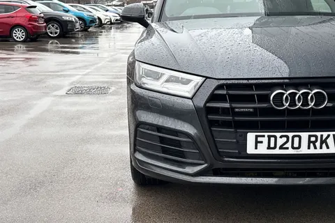FD20RKV Audi Q5 2.0 TDI 40 Black Edition S Tronic quattro Euro 6 (s/s) 5dr Thumbnail #26