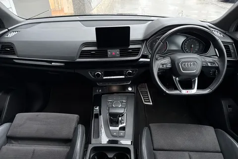 FD20RKV Audi Q5 2.0 TDI 40 Black Edition S Tronic quattro Euro 6 (s/s) 5dr Thumbnail #30