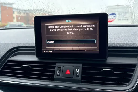 FD20RKV Audi Q5 2.0 TDI 40 Black Edition S Tronic quattro Euro 6 (s/s) 5dr Thumbnail #48