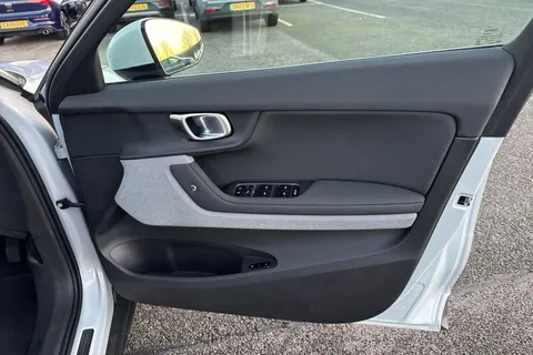 OV23KFZ Polestar Polestar 2 Single Motor 78kWh Long Range Fastback Auto FWD 5dr Thumbnail #22