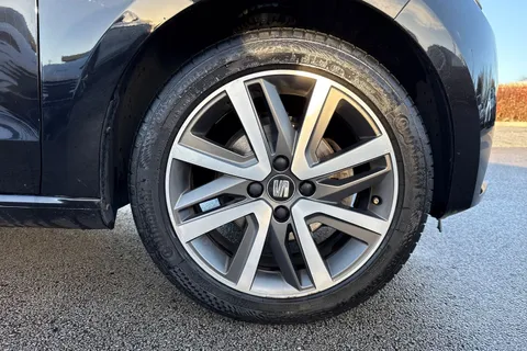 DE71OGG SEAT Mii 36.8kWh Auto 5dr Thumbnail #9