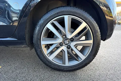 DE71OGG SEAT Mii 36.8kWh Auto 5dr Thumbnail #11