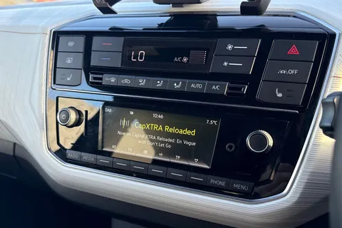 DE71OGG SEAT Mii 36.8kWh Auto 5dr Thumbnail #16