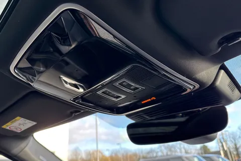 KS73YFY Land Rover Range Rover Velar 2.0 P250 Dynamic HSE 5dr Thumbnail #24