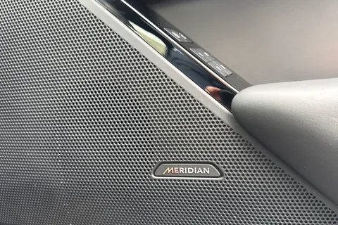 KS73YFY Land Rover Range Rover Velar 2.0 P250 Dynamic HSE 5dr Thumbnail #25