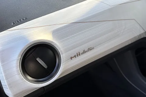 DE71OGG SEAT Mii 36.8kWh Auto 5dr Thumbnail #31