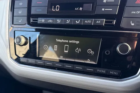 DE71OGG SEAT Mii 36.8kWh Auto 5dr Thumbnail #36