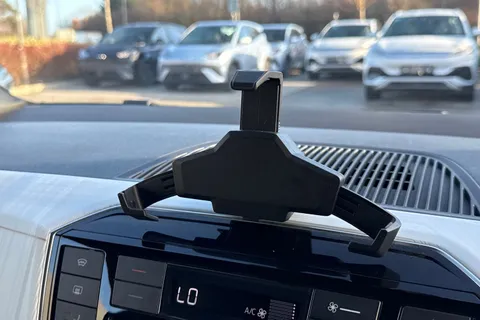 DE71OGG SEAT Mii 36.8kWh Auto 5dr Thumbnail #39