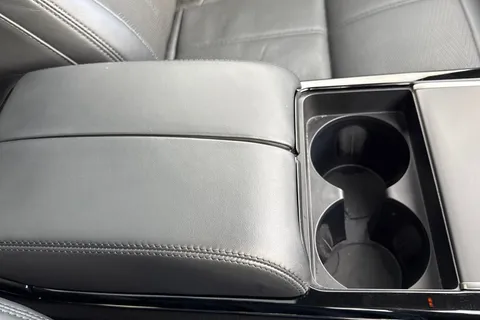 KS73YFY Land Rover Range Rover Velar 2.0 P250 Dynamic HSE 5dr Thumbnail #49