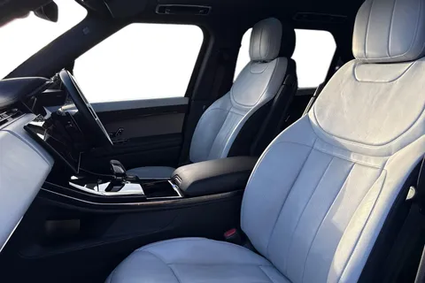 KR24LKF Land Rover Range Rover Sport 3.0 D300 Dynamic SE 5dr Thumbnail #3