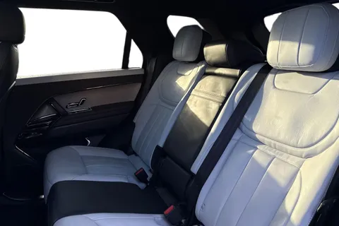 KR24LKF Land Rover Range Rover Sport 3.0 D300 Dynamic SE 5dr Thumbnail #4