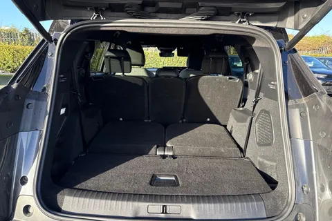 KW25UHO PEUGEOT 5008 1.2 HYBRID GT e-DSC6 Euro 6 (s/s) 5dr Thumbnail #7