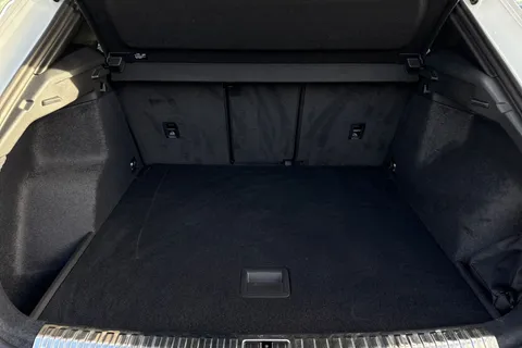 PJ25KXG Audi Q3 Black Edition 35 TFSI  150 PS S tronic Thumbnail #6