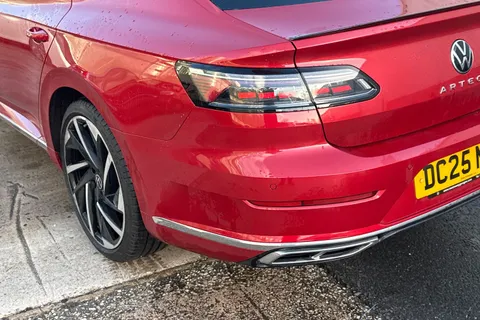 DC25NHX Volkswagen Arteon 2.0 TSI R-Line 5dr DSG | Pan Roof | DCC | Power Tailgate Thumbnail #7