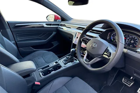 DC25NHX Volkswagen Arteon 2.0 TSI R-Line 5dr DSG | Pan Roof | DCC | Power Tailgate Thumbnail #13