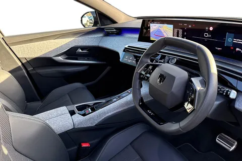 KW25UHO PEUGEOT 5008 1.2 HYBRID GT e-DSC6 Euro 6 (s/s) 5dr Thumbnail #14