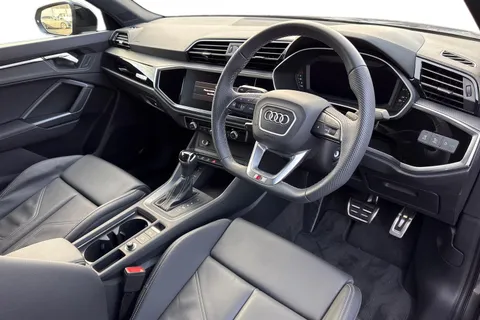 PJ25KXG Audi Q3 Black Edition 35 TFSI  150 PS S tronic Thumbnail #13