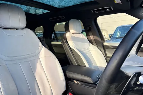 KR24LKF Land Rover Range Rover Sport 3.0 D300 Dynamic SE 5dr Thumbnail #22