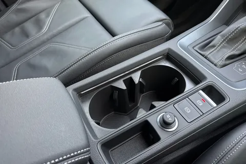 PJ25KXG Audi Q3 Black Edition 35 TFSI  150 PS S tronic Thumbnail #29