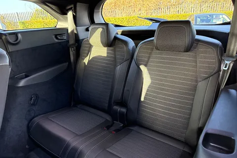 KW25UHO PEUGEOT 5008 1.2 HYBRID GT e-DSC6 Euro 6 (s/s) 5dr Thumbnail #33