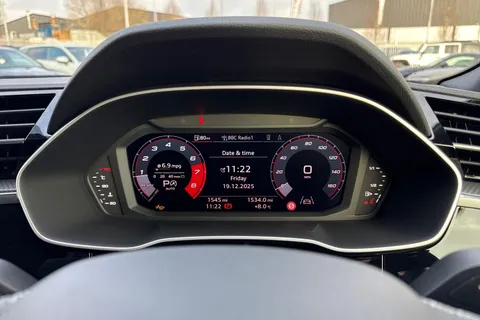 PJ25KXG Audi Q3 Black Edition 35 TFSI  150 PS S tronic Thumbnail #33