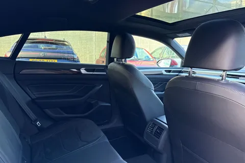 DC25NHX Volkswagen Arteon 2.0 TSI R-Line 5dr DSG | Pan Roof | DCC | Power Tailgate Thumbnail #35