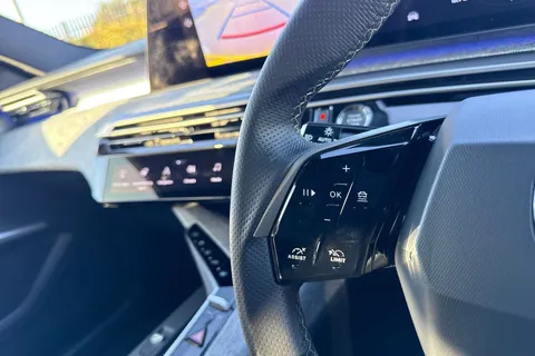 KW25UHO PEUGEOT 5008 1.2 HYBRID GT e-DSC6 Euro 6 (s/s) 5dr Thumbnail #39