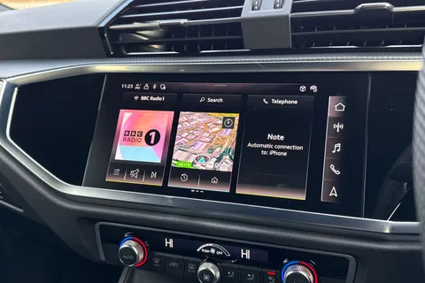 PJ25KXG Audi Q3 Black Edition 35 TFSI  150 PS S tronic Thumbnail #37