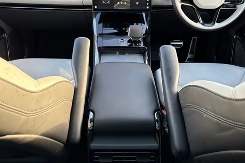 KR24LKF Land Rover Range Rover Sport 3.0 D300 Dynamic SE 5dr Thumbnail #43