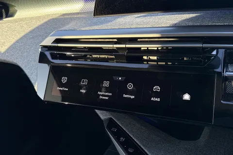 KW25UHO PEUGEOT 5008 1.2 HYBRID GT e-DSC6 Euro 6 (s/s) 5dr Thumbnail #52