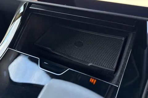 KR24LKF Land Rover Range Rover Sport 3.0 D300 Dynamic SE 5dr Thumbnail #48