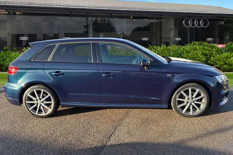 SM20VLG Audi A3 2.0 TDI 35 Black Edition Sportback S Tronic Euro 6 (s/s) 5dr Thumbnail #4