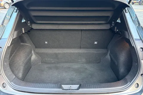 LT73SDX Nissan Qashqai 1.3 DIG-T MHEV Acenta Premium XTRON Euro 6 (s/s) 5dr Thumbnail #7