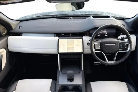 KJ73NVH Land Rover Discovery Sport 1.5 P300e Dynamic HSE 5dr Thumbnail #9