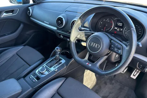 SM20VLG Audi A3 2.0 TDI 35 Black Edition Sportback S Tronic Euro 6 (s/s) 5dr Thumbnail #15