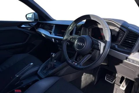 BV72PZT Audi A1 1.0 TFSI 30 S line Sportback S Tronic Euro 6 (s/s) 5dr Thumbnail #13