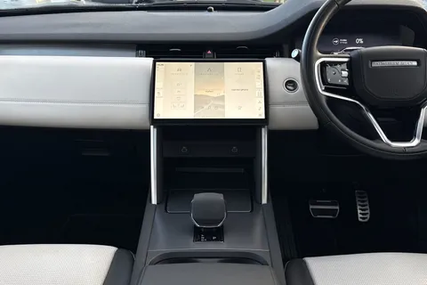 KJ73NVH Land Rover Discovery Sport 1.5 P300e Dynamic HSE 5dr Thumbnail #14