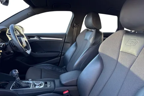 SM20VLG Audi A3 2.0 TDI 35 Black Edition Sportback S Tronic Euro 6 (s/s) 5dr Thumbnail #17