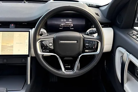 KJ73NVH Land Rover Discovery Sport 1.5 P300e Dynamic HSE 5dr Thumbnail #15