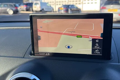 SM20VLG Audi A3 2.0 TDI 35 Black Edition Sportback S Tronic Euro 6 (s/s) 5dr Thumbnail #18