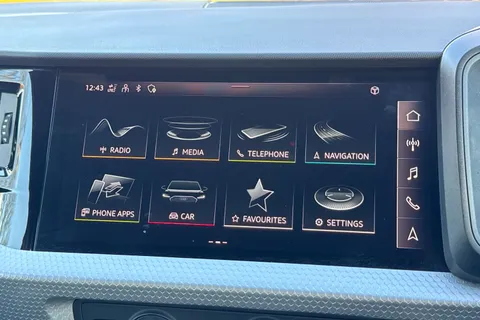 BV72PZT Audi A1 1.0 TFSI 30 S line Sportback S Tronic Euro 6 (s/s) 5dr Thumbnail #16