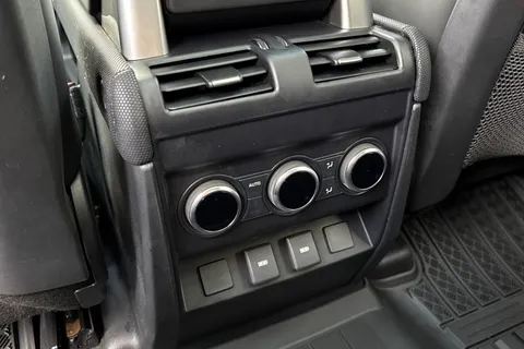 HG73FDA Land Rover Defender 130 3.0 D300 Outbound 5dr Thumbnail #18