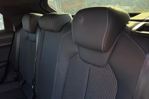 BV72PZT Audi A1 1.0 TFSI 30 S line Sportback S Tronic Euro 6 (s/s) 5dr Thumbnail #18