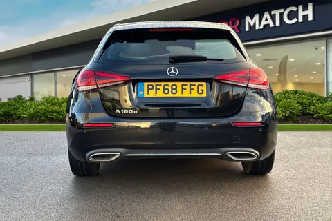 PF68FFG Mercedes-Benz A Class 1.5 A180d Sport (Executive) 7G-DCT Euro 6 (s/s) 5dr Thumbnail #4