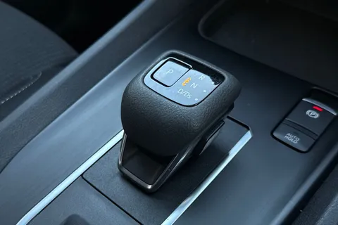 LT73SDX Nissan Qashqai 1.3 DIG-T MHEV Acenta Premium XTRON Euro 6 (s/s) 5dr Thumbnail #23