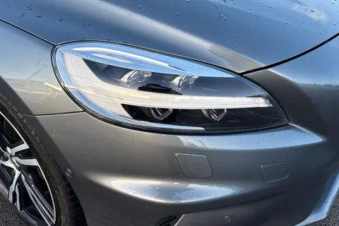 KT19BWV Volvo V40 1.5 T3 R-Design Edition Auto Euro 6 (s/s) 5dr Thumbnail #9