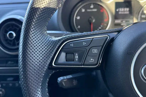 SM20VLG Audi A3 2.0 TDI 35 Black Edition Sportback S Tronic Euro 6 (s/s) 5dr Thumbnail #27