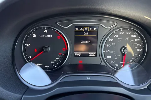 SM20VLG Audi A3 2.0 TDI 35 Black Edition Sportback S Tronic Euro 6 (s/s) 5dr Thumbnail #29