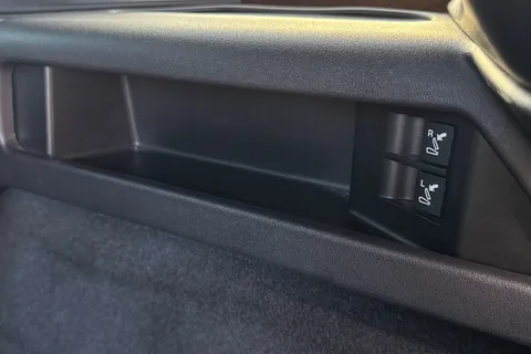 KJ73NVH Land Rover Discovery Sport 1.5 P300e Dynamic HSE 5dr Thumbnail #27